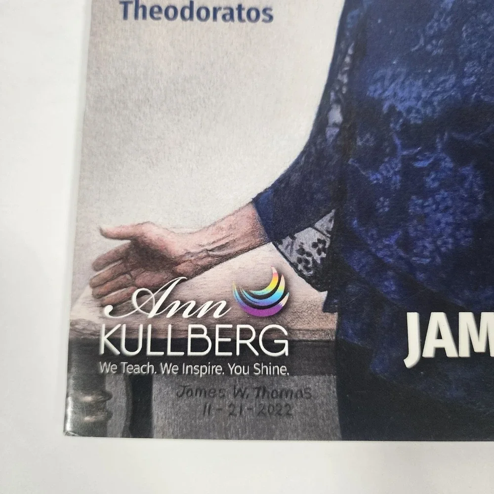 Color Magazine August 2023 By‎ Kullberg, Ann Ann Kullberg